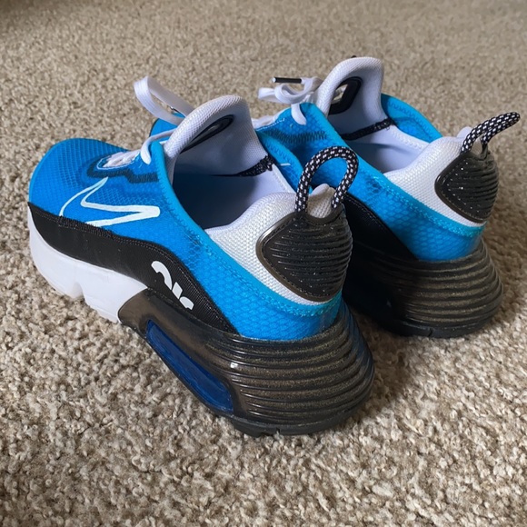 Nike Air Max 2090 Blue for Sale | Authenticity Guaranteed | eBay Selling blue Air Max 2090s size 7 in men’s